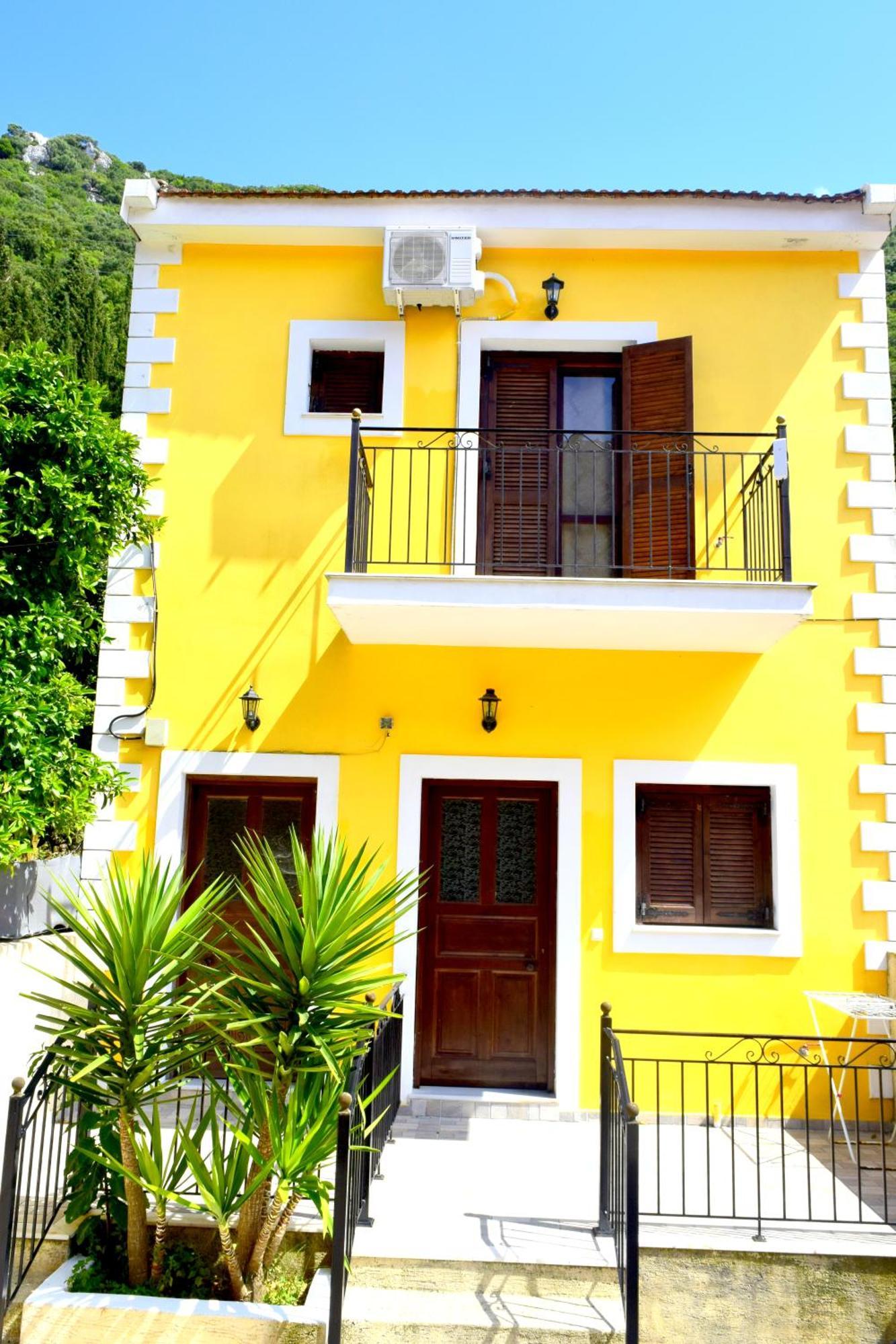 Dourios Ippos Apartments Frikes Buitenkant foto