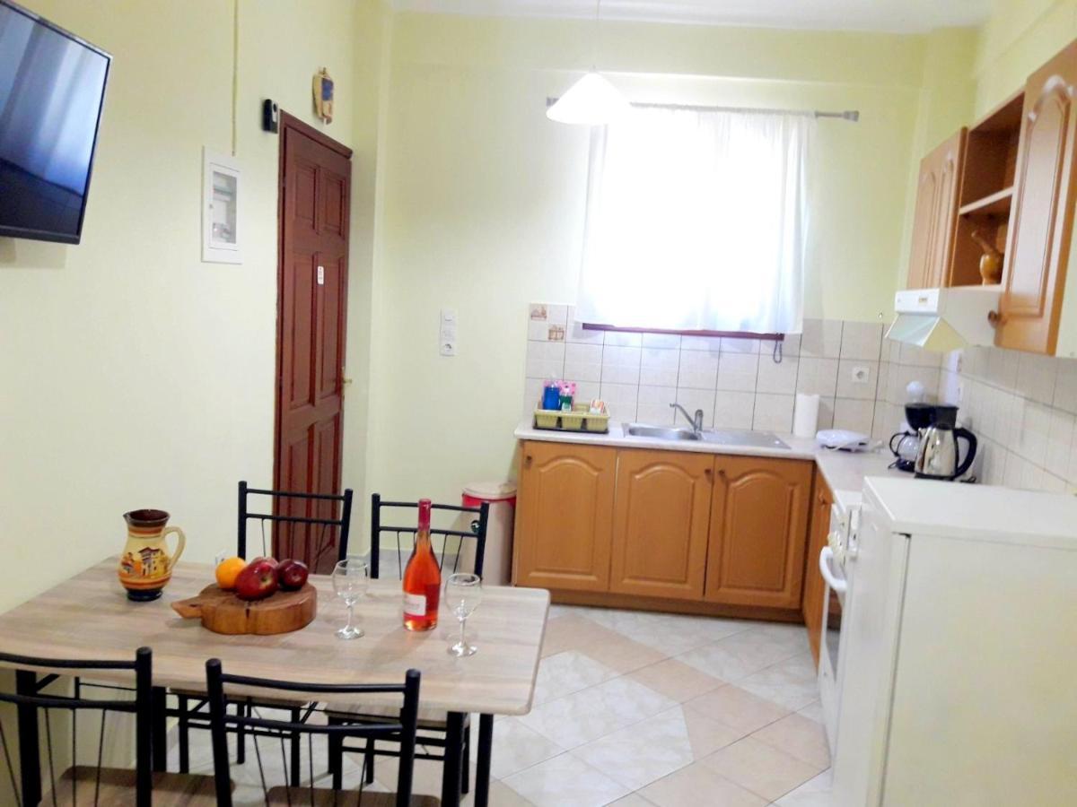 Dourios Ippos Apartments Frikes Buitenkant foto